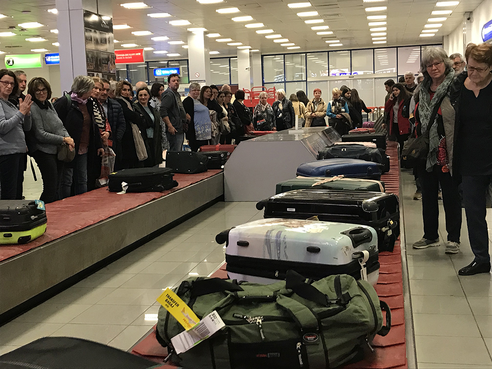 Yeni yıl öncesi ve sonrasında Ercan Havalimanı yine yoğun bir hafta geçirecek. Havalimanı 2020’nin ilk günü 112 uçağa hizmet vererek yeni bir rekora daha imza atacak.