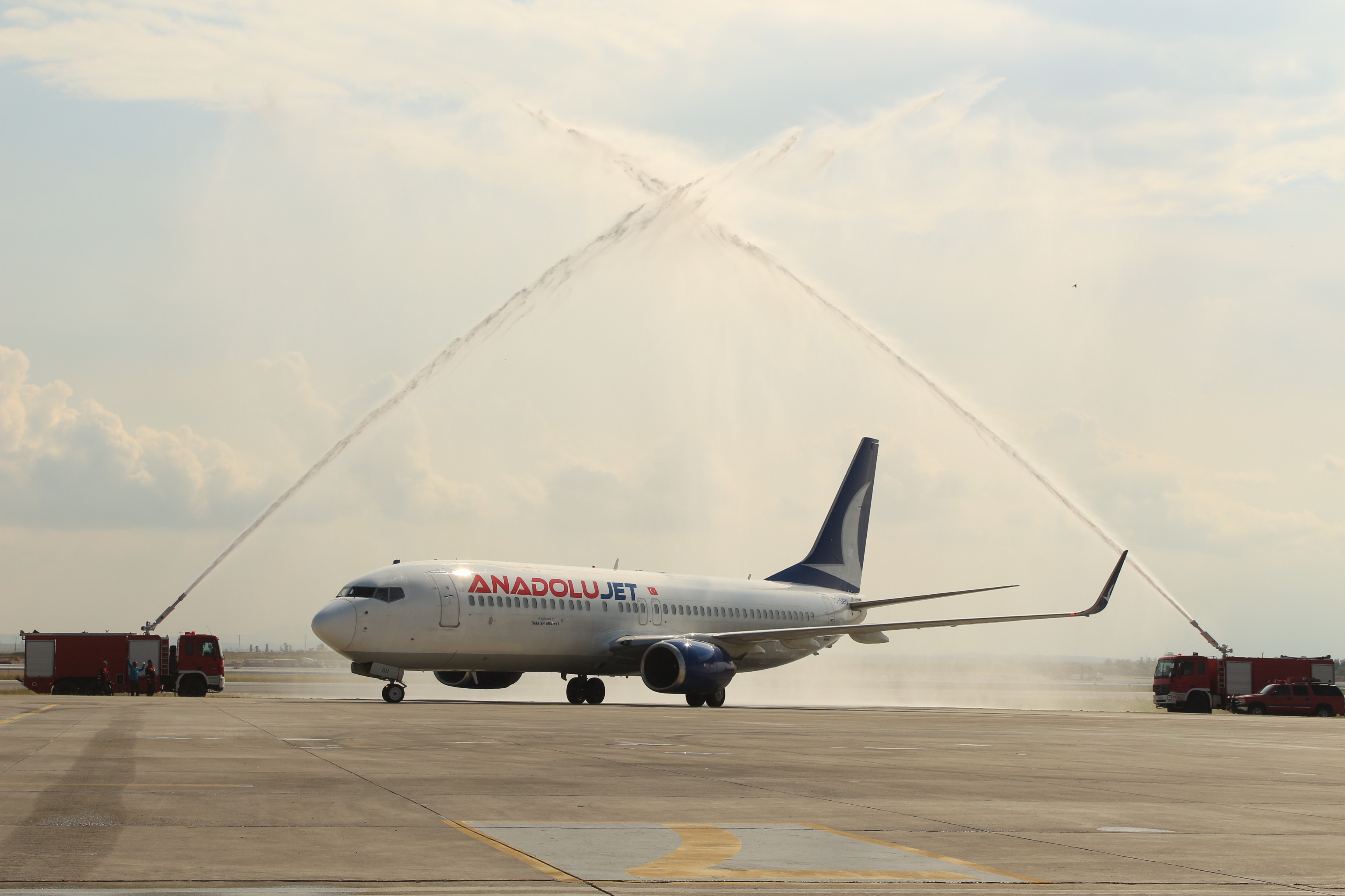 Anadolujet, Antalya, İzmir, Adana ve Gaziantep olmak üzere Türkiye’nin dört şehrinden T&T Ercan Havalimanı’na yeni seferler ekledi