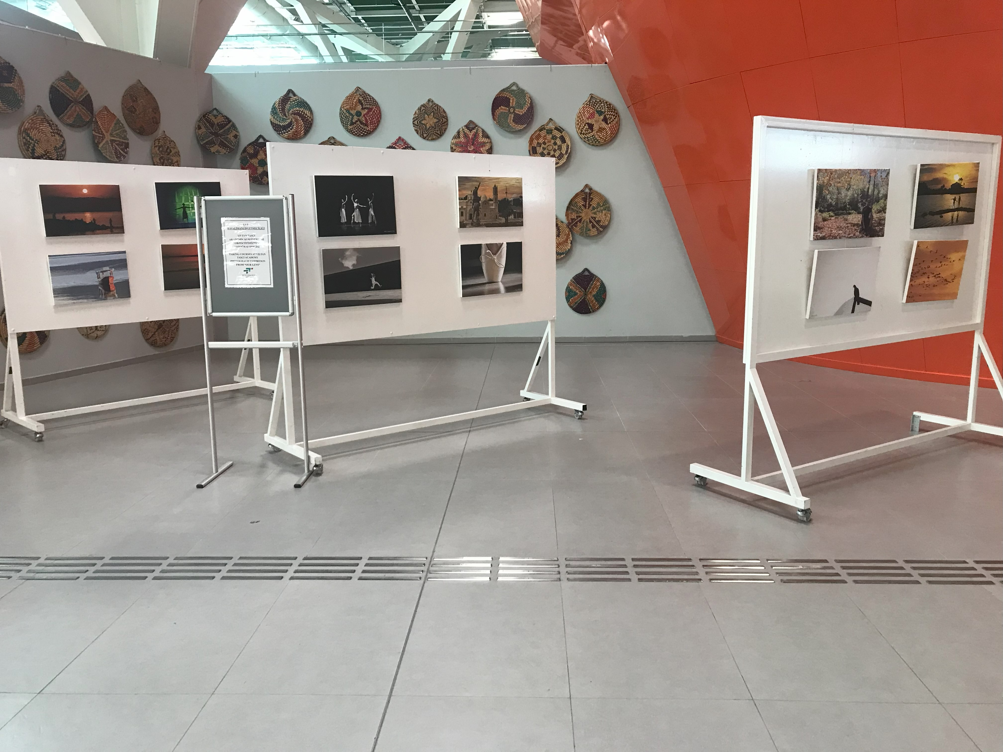 “Ojektifimizden” konulu fotoğraf sergisi Ercan Havalimanı’nda açıldı
